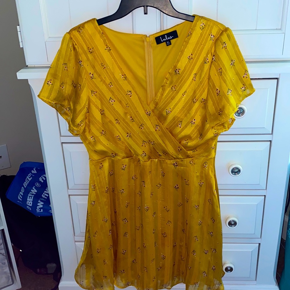 Lulu’s Floral Yellow Dress